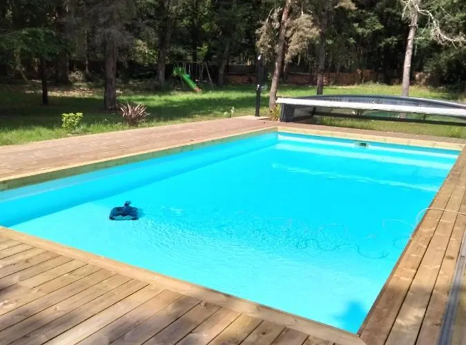 Le Hameau Secret *